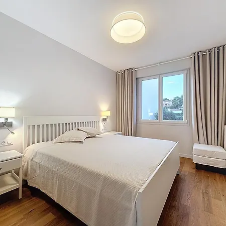 Seaview Promenade Des Anglais 2Brs Apartment Parking Cars 1800 Kg Max 尼斯