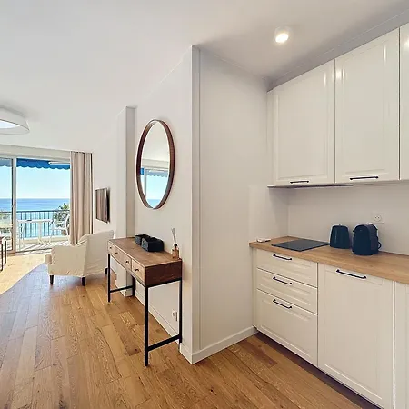 Seaview Promenade Des Anglais 2Brs Apartment Parking Cars 1800 Kg Max 公寓 *